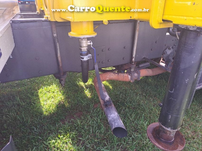 Ford Cargo CARGO 4030 6x2 Munck 35 ton - Loja