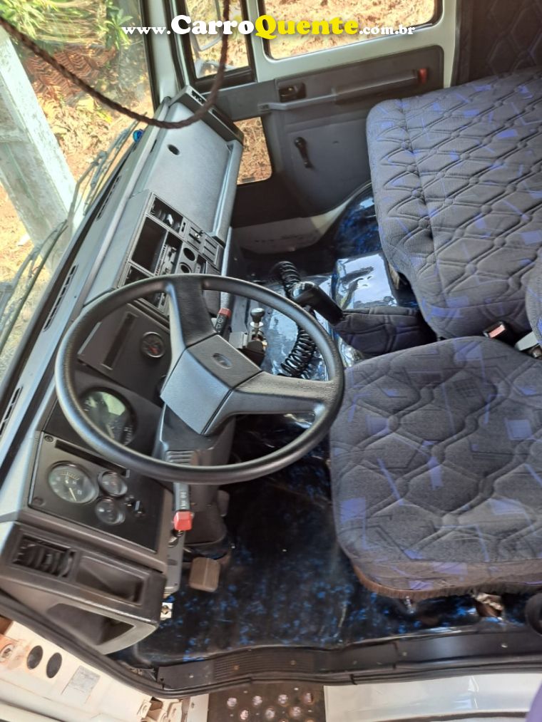 Ford Cargo CARGO 4030 6x2 Munck 35 ton - Loja