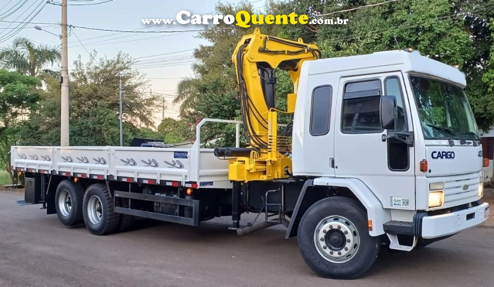 Ford Cargo CARGO 4030 6x2 Munck 35 ton - Loja
