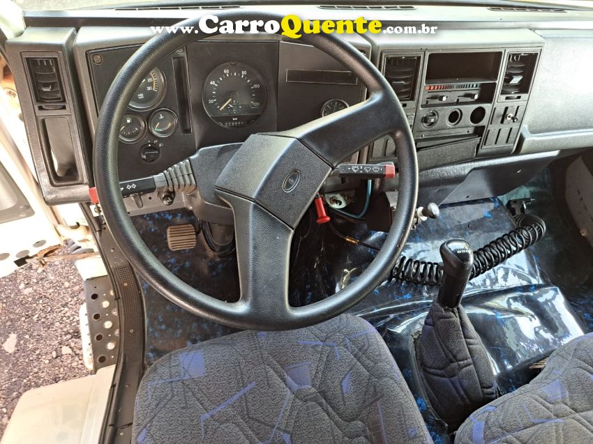 Ford Cargo CARGO 4030 6x2 Munck 35 ton - Loja