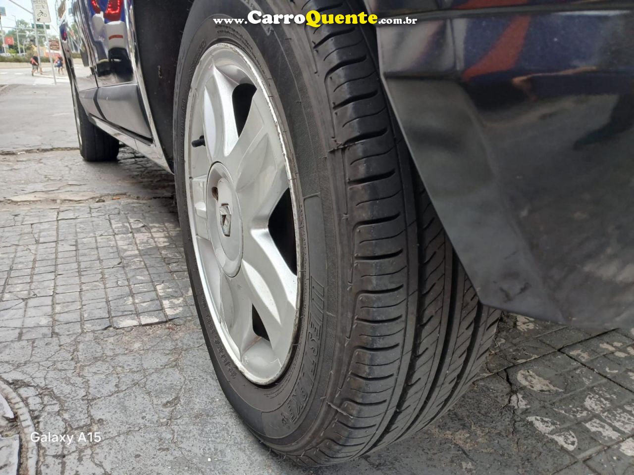 RENAULT   SANDERO PRIVILÈGE HI-FLEX 1.6 16V 5P AUT   PRETO 2011 1.6 FLEX - Loja