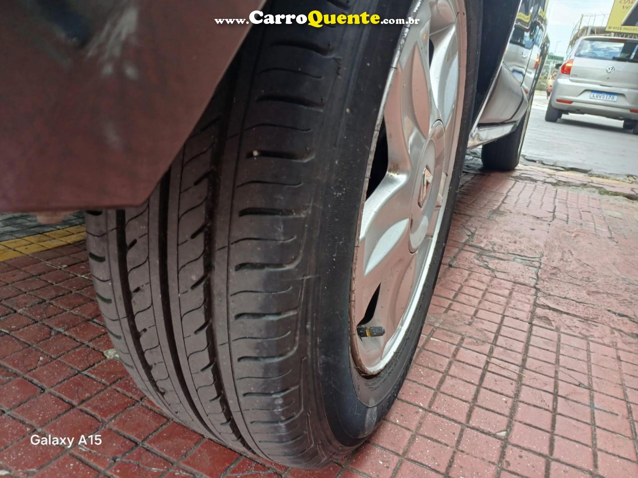 RENAULT   SANDERO PRIVILÈGE HI-FLEX 1.6 16V 5P AUT   PRETO 2011 1.6 FLEX - Loja