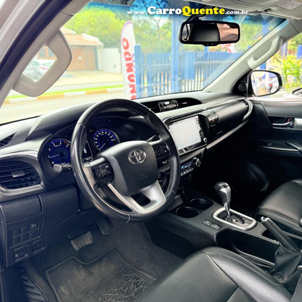 TOYOTA   HILUX CD SRV 4X4 2.8 TDI DIESEL AUT.   PRATA 2020 2.8 DIESEL - Loja