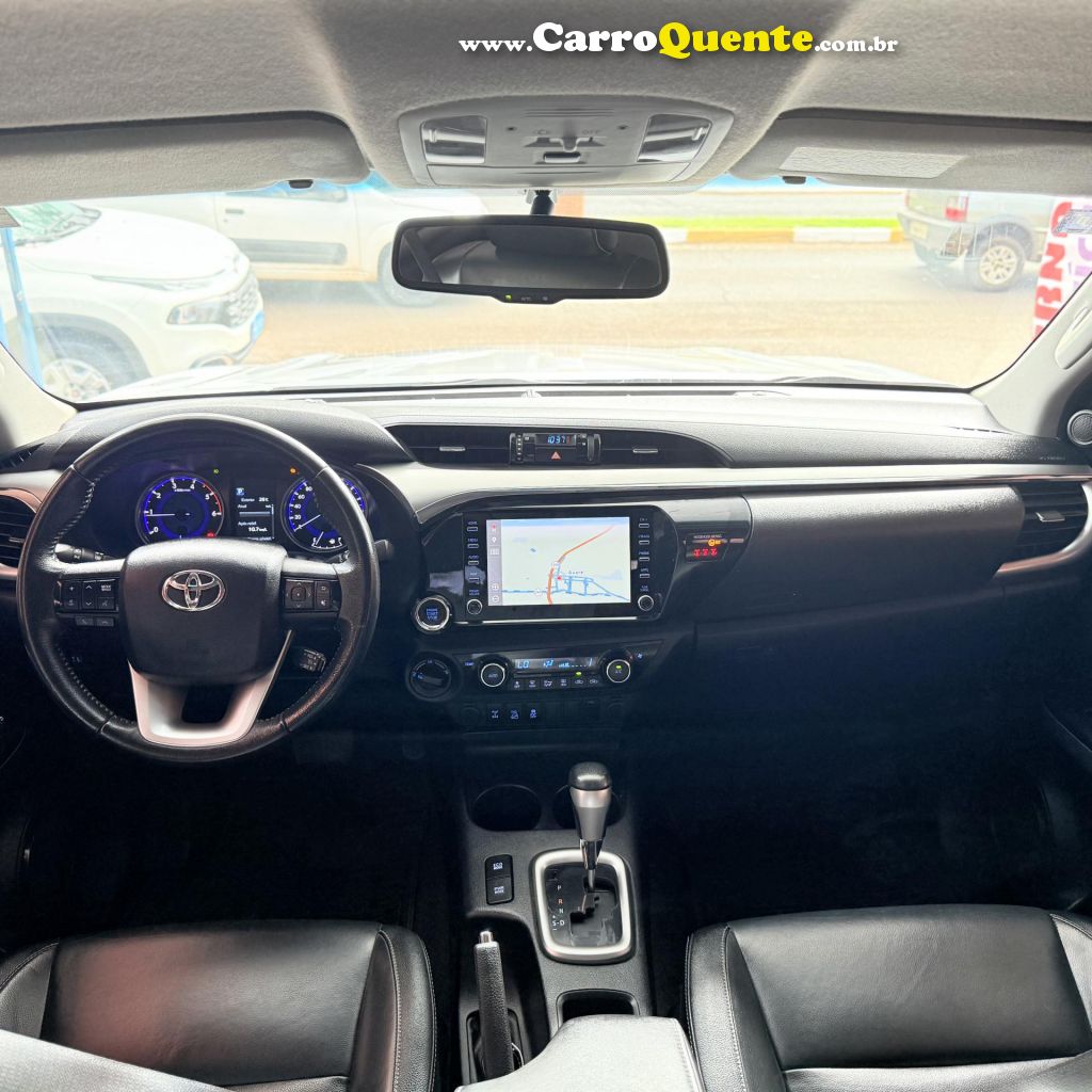 TOYOTA   HILUX CD SRV 4X4 2.8 TDI DIESEL AUT.   PRATA 2020 2.8 DIESEL - Loja