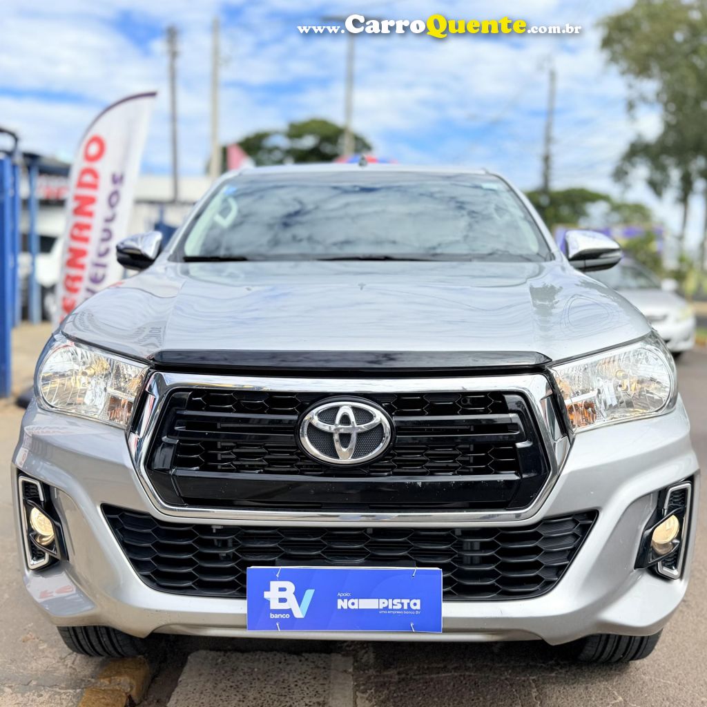 TOYOTA   HILUX CD SRV 4X4 2.8 TDI DIESEL AUT.   PRATA 2020 2.8 DIESEL - Loja
