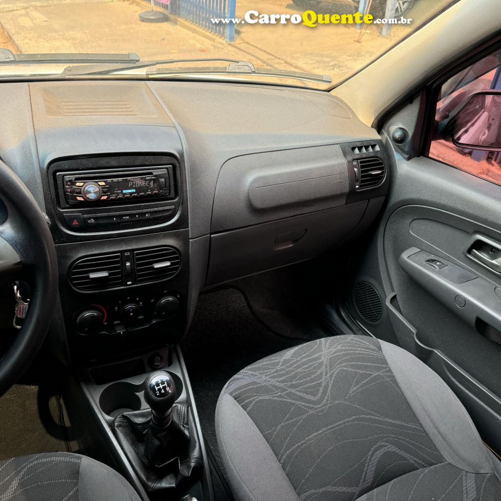 FIAT   STRADA WORKING HARD 1.4 FIRE FLEX 8V CD   BRANCO 2017 1.4 FLEX - Loja
