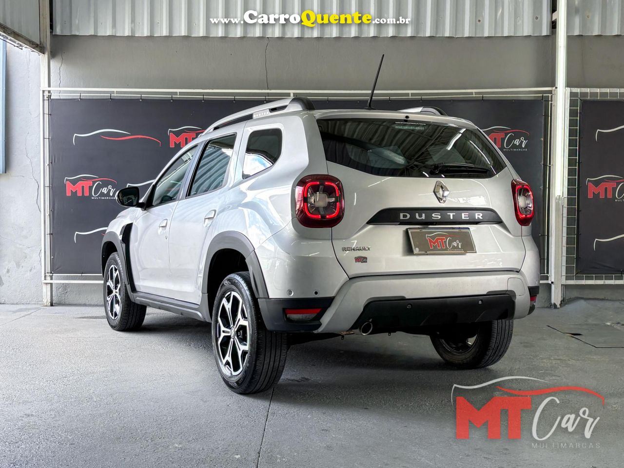 RENAULT   DUSTER ICONIC 1.6 16V FLEX AUT.   PRATA 2021 1.6 FLEX - Loja