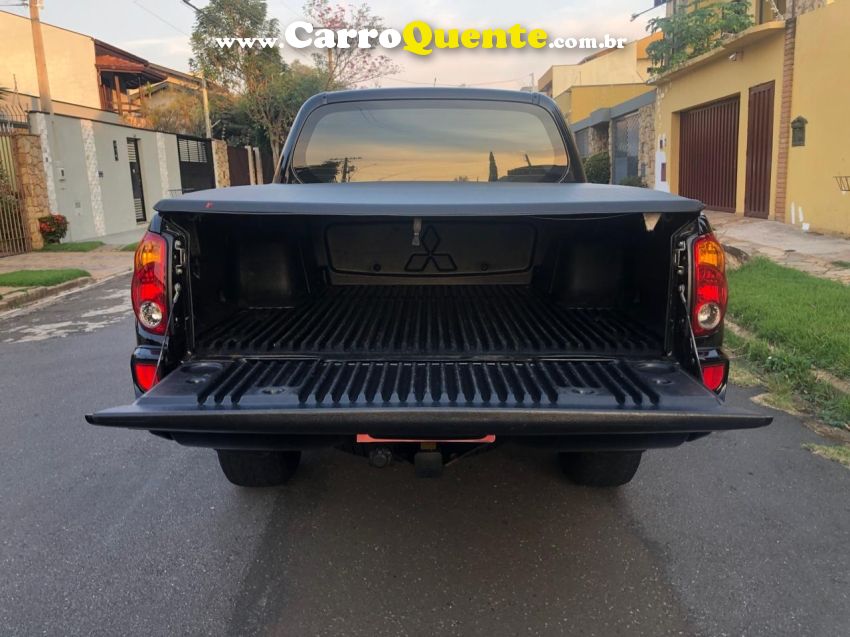 Mitsubishi L200 TRITON 3.5 4X4 CD V6 24V FLEX 4P AUTOMÁTICO - Loja