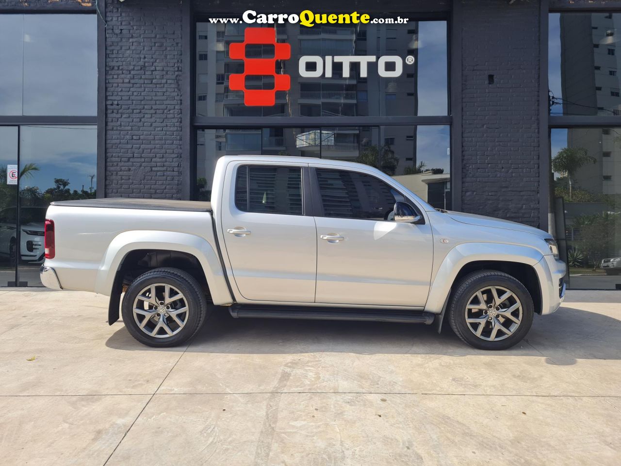 VOLKSWAGEN   AMAROK HIGHLINE CD 3.0 4X4 TB DIES. AUT.   PRATA 2018 3.0 DIESEL - Loja