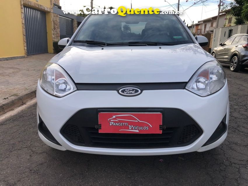 Ford FIESTA 1.6 ROCAM SEDAN 8V FLEX 4P MANUAL - Loja