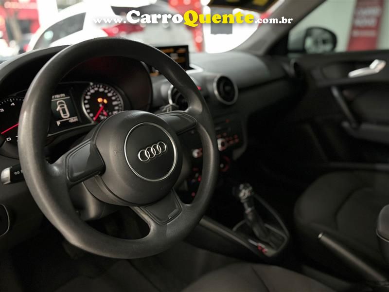 A1 1.4 TFSI SPORTBACK ATTRACTION 16V 122CV GASOLINA 4P S-TRONIC 2015 - Loja