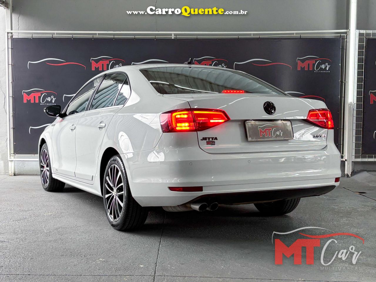 VOLKSWAGEN   JETTA HIGHLINE 2.0 TSI 16V 4P TIPTRONIC   BRANCO 2017 2.0 GASOLINA - Loja