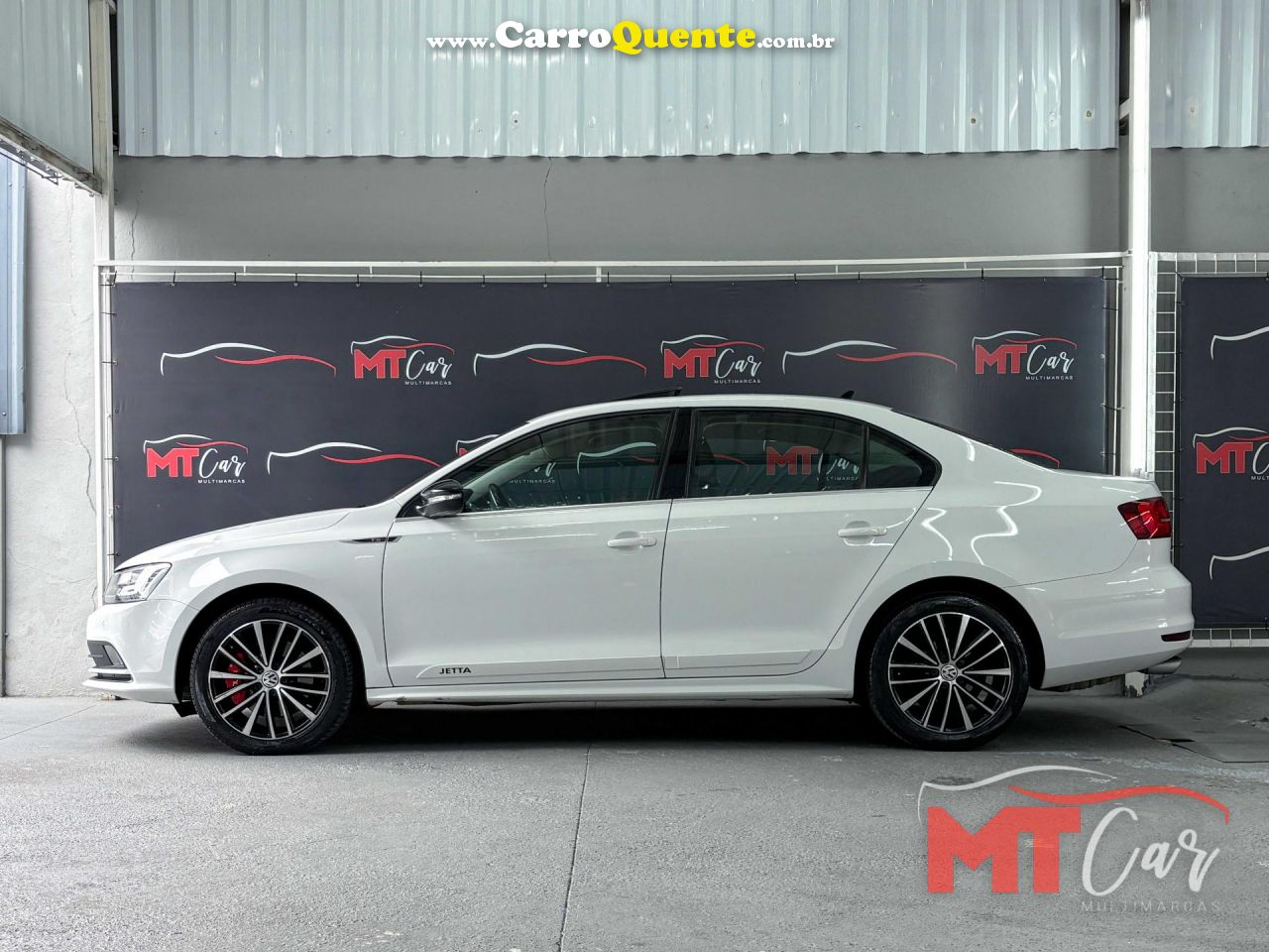 VOLKSWAGEN   JETTA HIGHLINE 2.0 TSI 16V 4P TIPTRONIC   BRANCO 2017 2.0 GASOLINA - Loja