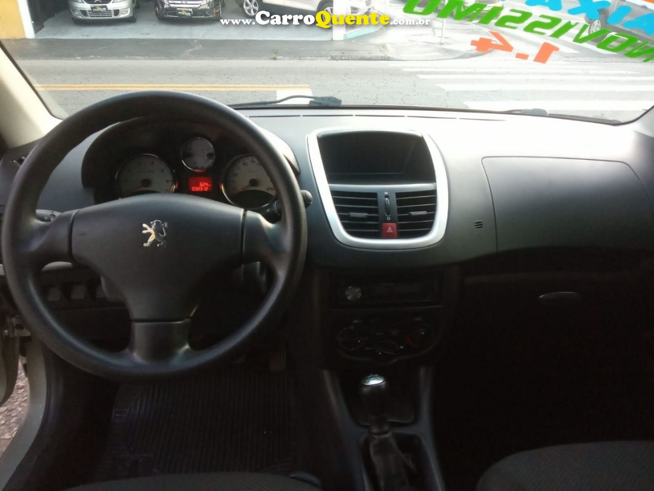 peugeot 207 2013 1.4  Flex Manual - Loja
