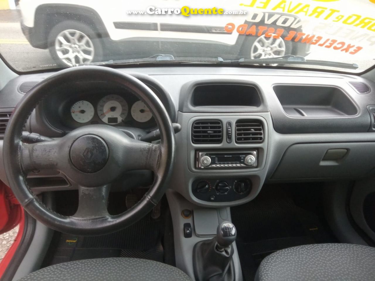 Clio 2008 1.0 com ar condicionado Flex Manual - Loja