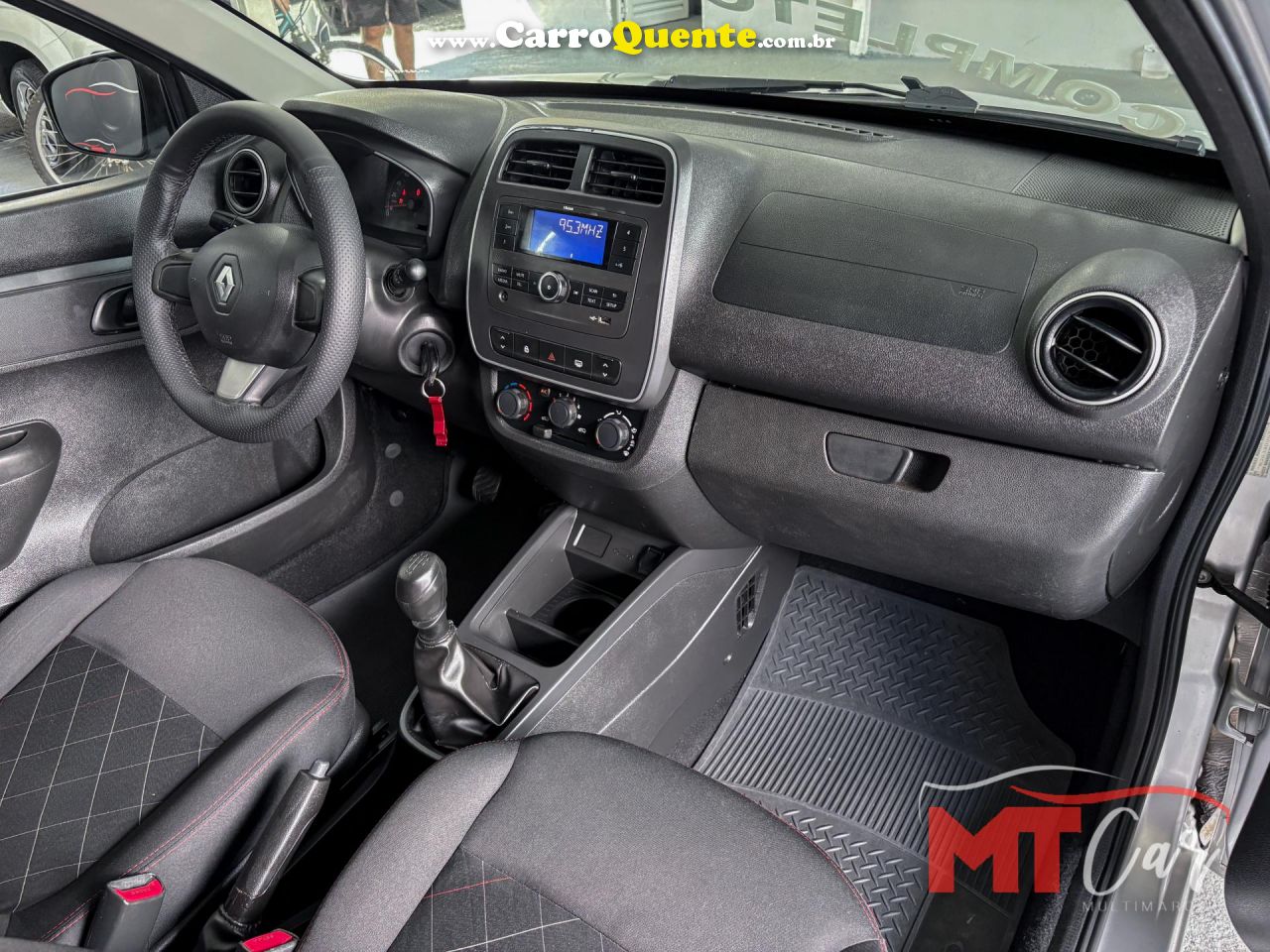 RENAULT   KWID ZEN 1.0 FLEX 12V 5P MEC.   PRATA 2021 1.0 FLEX - Loja