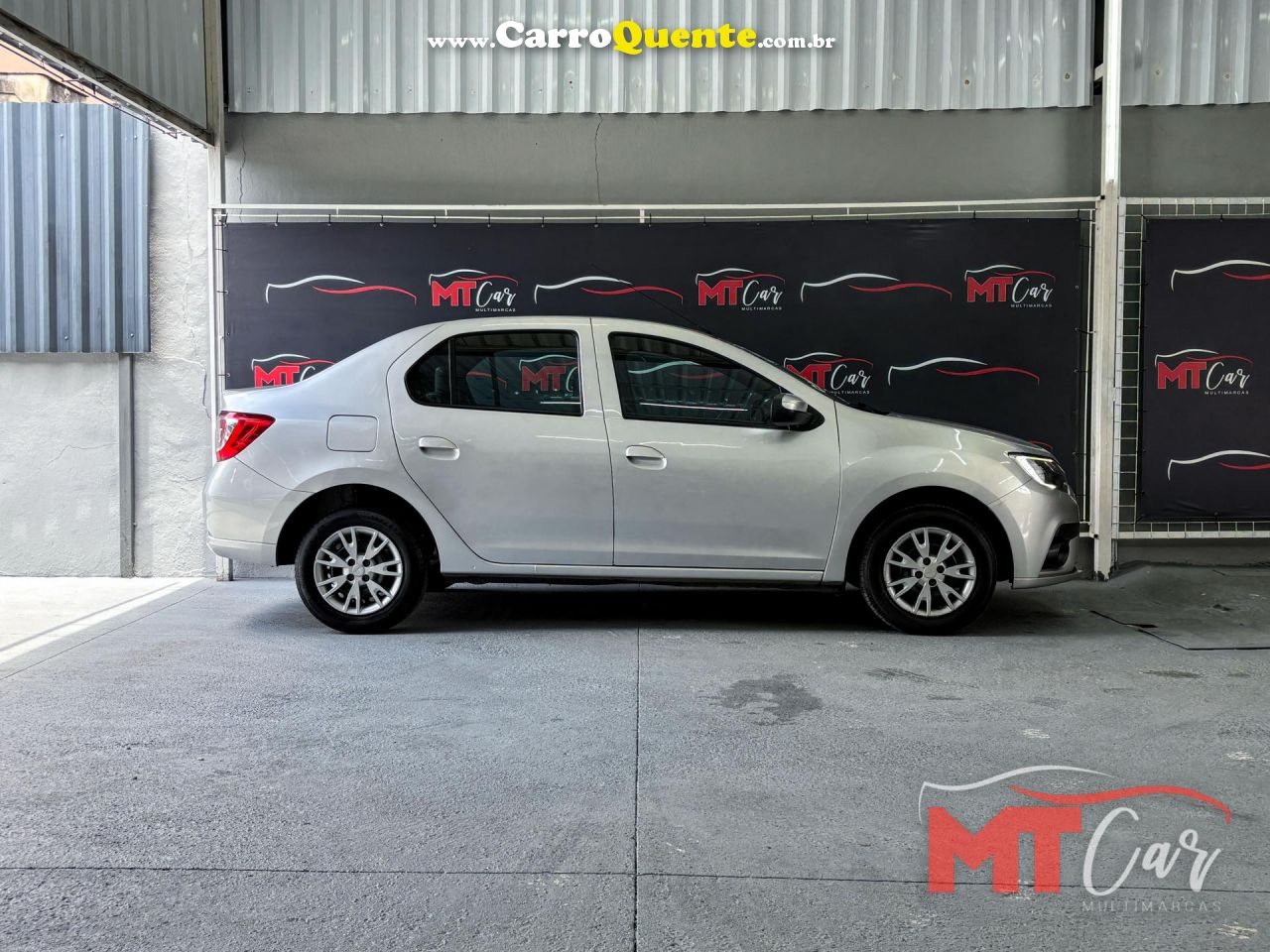 RENAULT   LOGAN ZEN FLEX 1.0 12V 4P MEC.   PRATA 2022 1.0 FLEX - Loja
