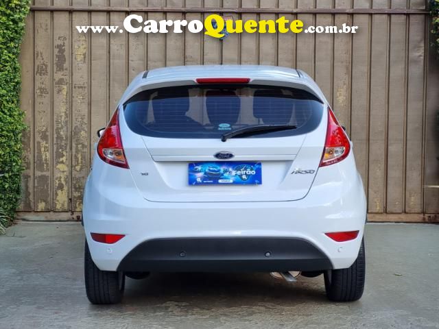Fiesta SEL 1.6 16V Flex Mec. 5p 2017/2017 Ford - Loja