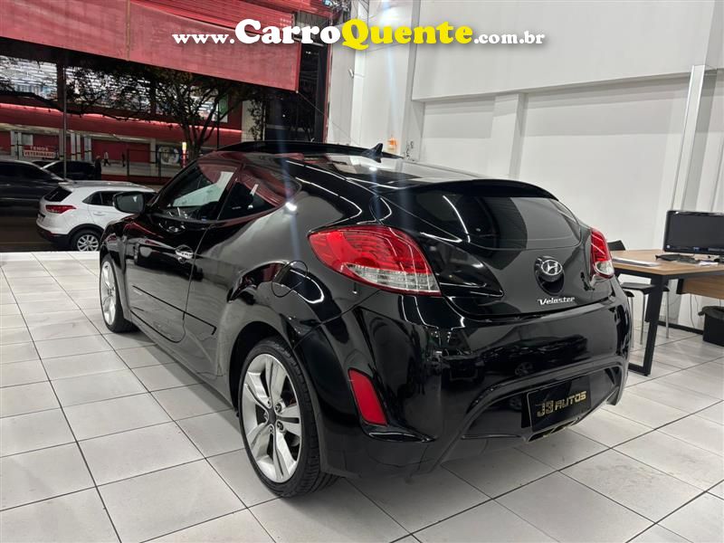 VELOSTER 1.6 16V GASOLINA 3P AUTOMTICO 2012 - Loja