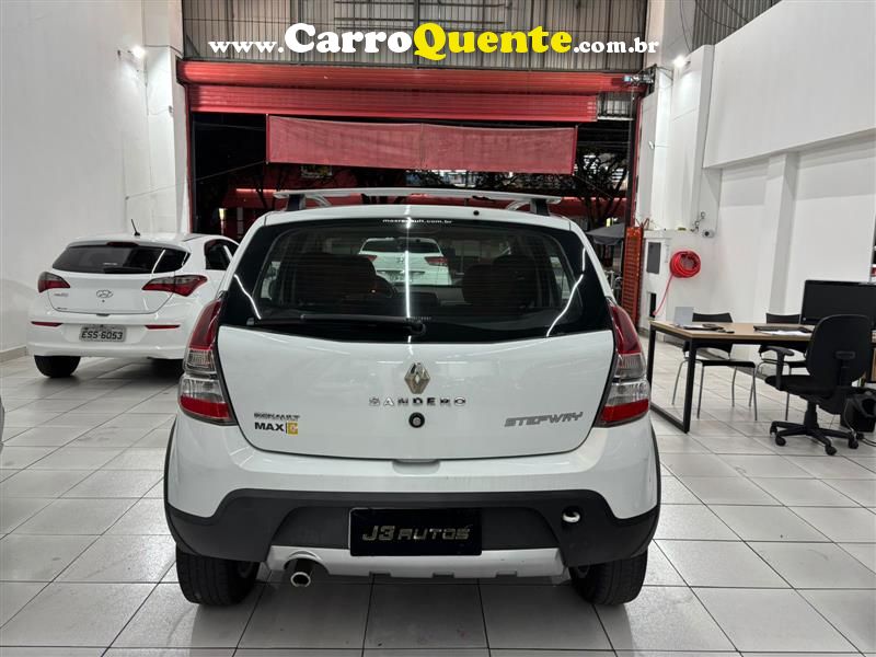 SANDERO 1.6 STEPWAY 16V FLEX 4P MANUAL 2014 - Loja
