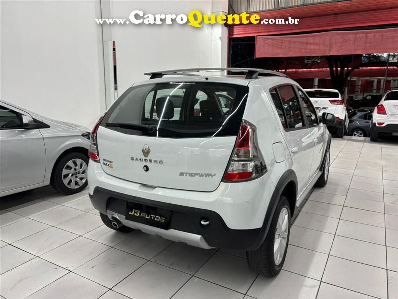 SANDERO 1.6 STEPWAY 16V FLEX 4P MANUAL 2014 - Loja