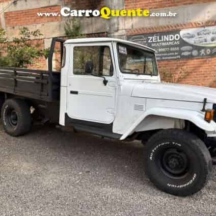 Toyota BANDEIRANTE 3.7 BJ55LP-B 4X4 CS DIESEL 2P MANUAL