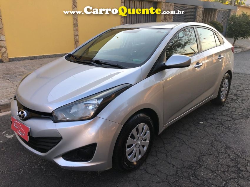 Hyundai HB20S 1.6 COMFORT PLUS 16V FLEX 4P MANUAL - Loja