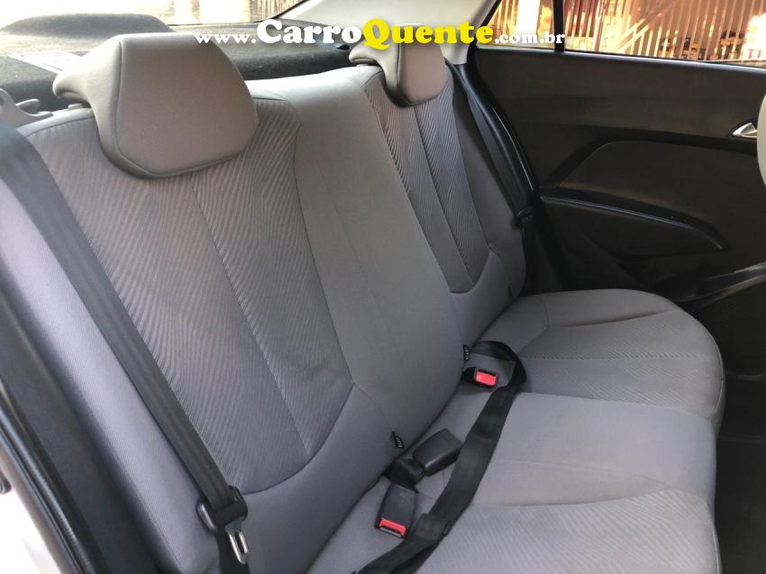 Hyundai HB20S 1.6 COMFORT PLUS 16V FLEX 4P MANUAL - Loja
