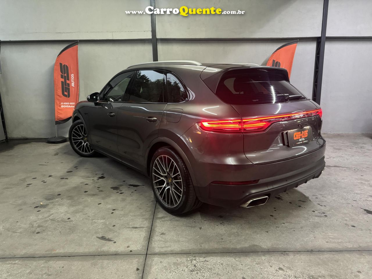 PORSCHE   CAYENNE E-HYBRID 3.0 V6 462CV   CINZA 2020 3.0 GASOLINA E ELÉTRICO - Loja
