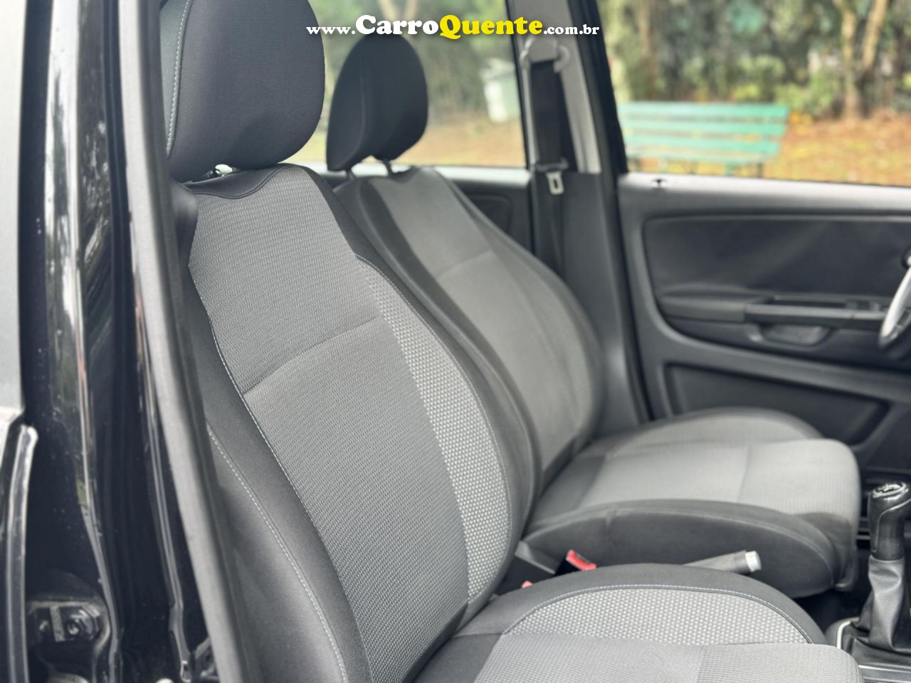 VOLKSWAGEN   SPACEFOX 1.6 1.6 TREND TOTAL FLEX 8V 5P   PRETO 2012 1.6 FLEX - Loja