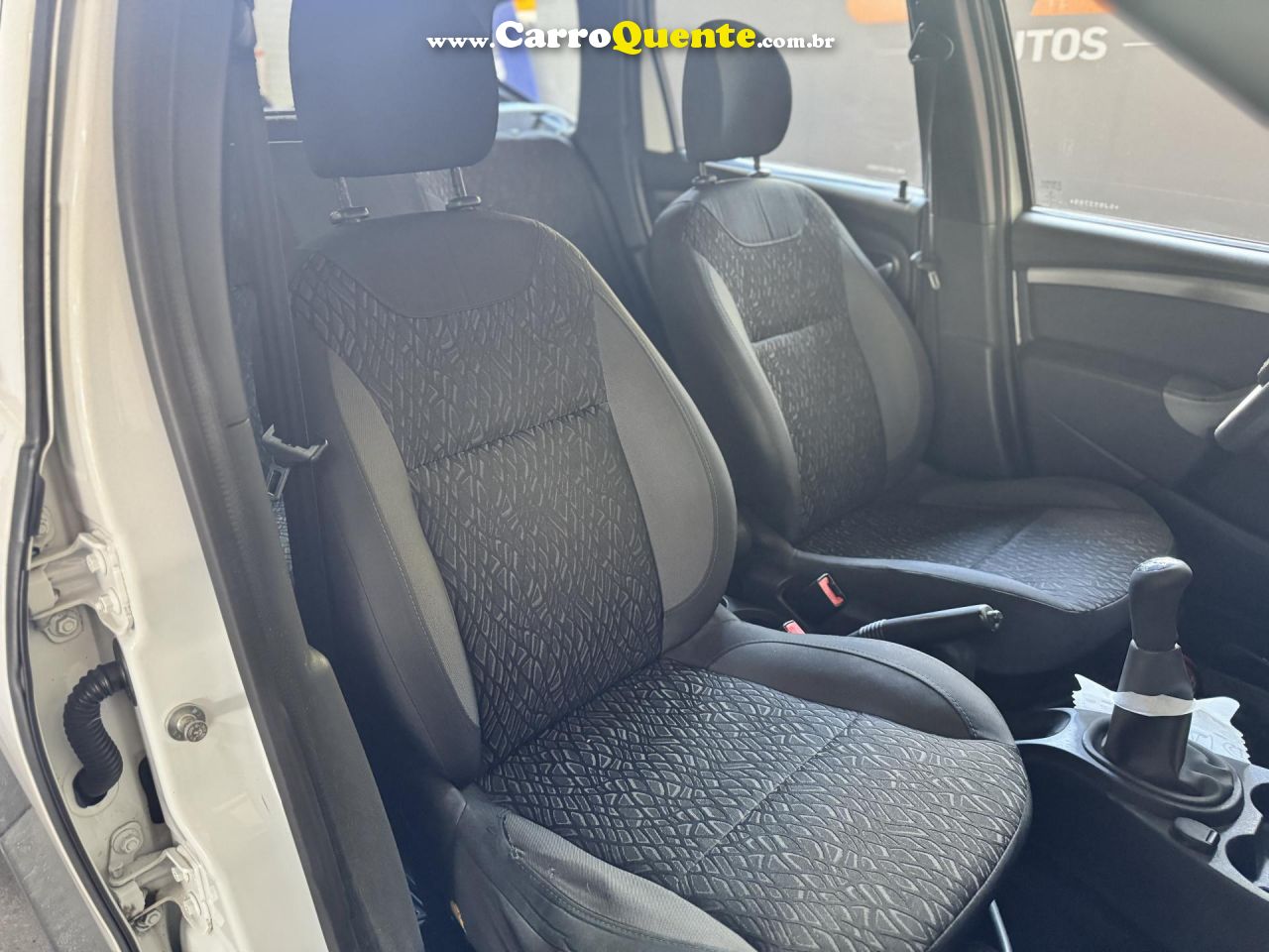 RENAULT   DUSTER EXPRESSION 1.6 HI-FLEX 16V MEC.   BRANCO 2016 1.6 FLEX - Loja