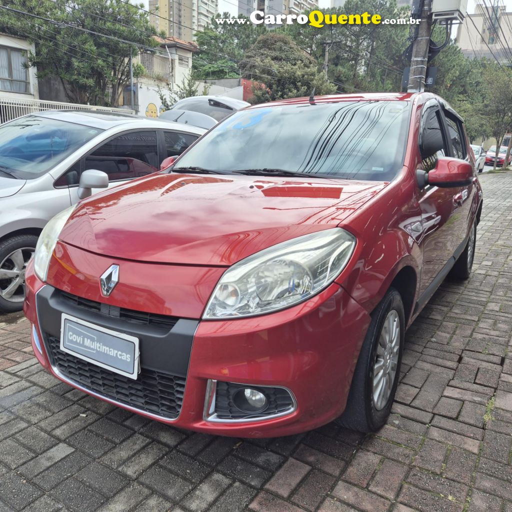 RENAULT   SANDERO PRIVILÈGE HI-FLEX 1.6 16V 5P AUT   VERMELHO 2013 1.6 FLEX - Loja