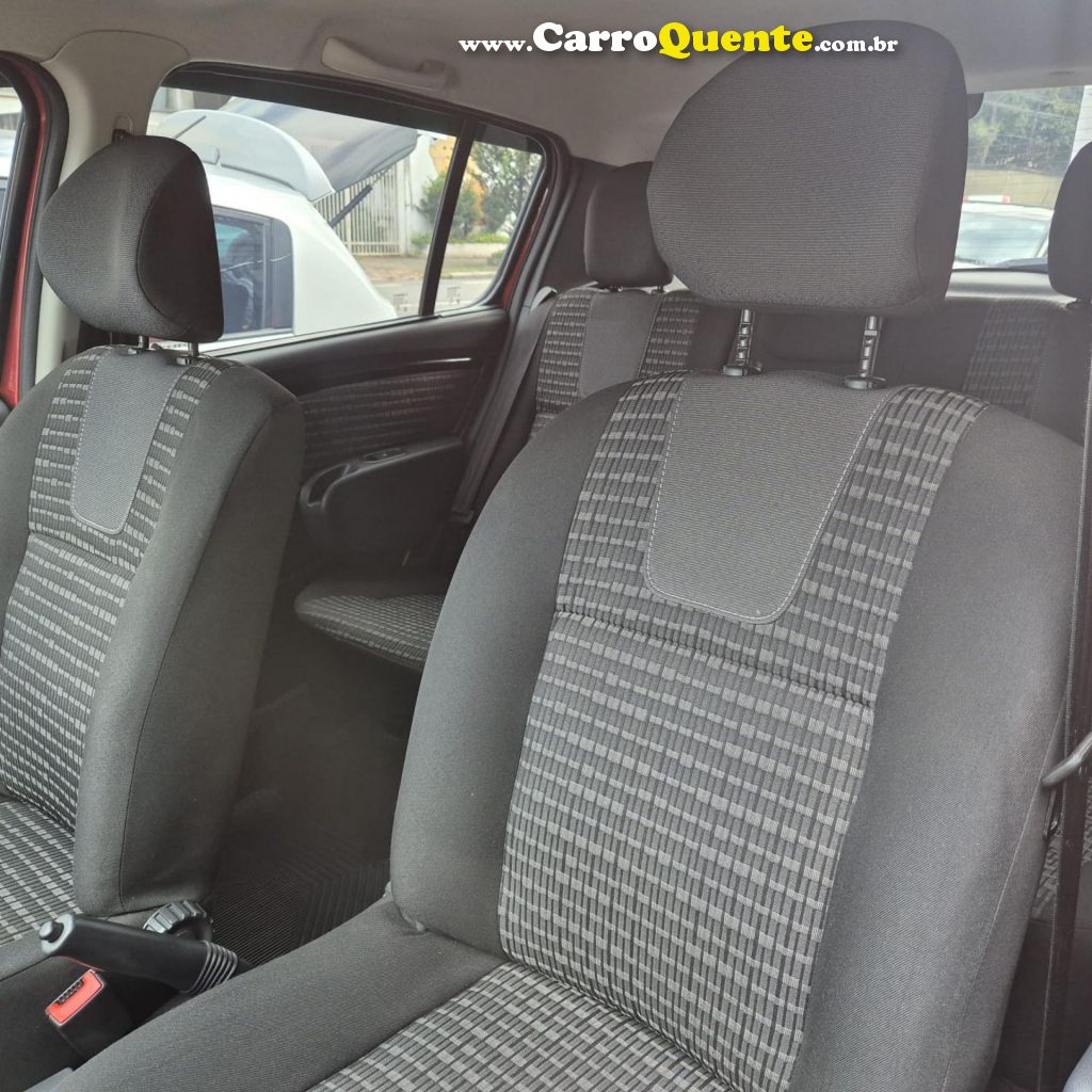 RENAULT   SANDERO PRIVILÈGE HI-FLEX 1.6 16V 5P AUT   VERMELHO 2013 1.6 FLEX - Loja