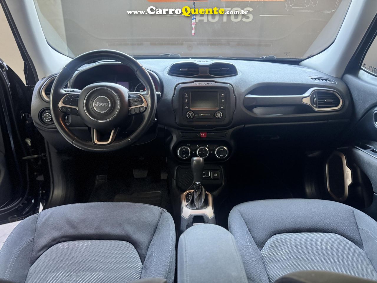 JEEP   RENEGADE LONGITUDE 1.8 4X2 FLEX 16V AUT.   PRETO 2014 1.8 FLEX - Loja