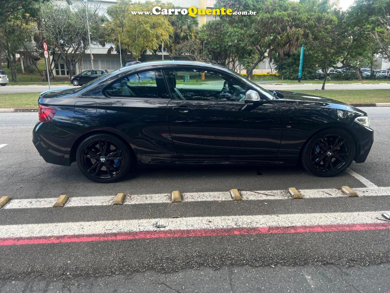 BMW   M235I   PRETO 2015 3.0 GASOLINA - Loja