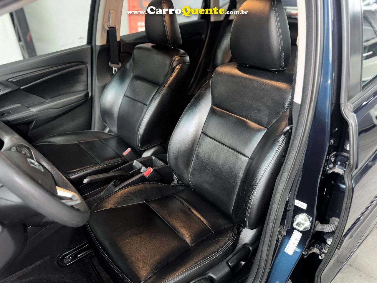 HONDA   FIT PERSONAL 1.5 FLEXONE 16V 5P AUT.   AZUL 2019 1.5 GASOLINA - Loja