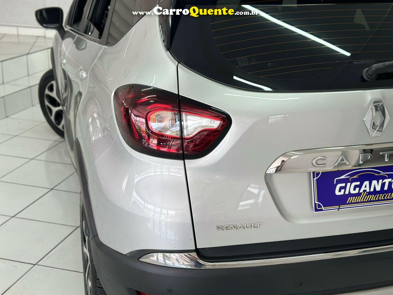 RENAULT   CAPTUR INTENSE 1.6 16V FLEX 5P AUT.   PRATA 2021 1.6 FLEX - Loja