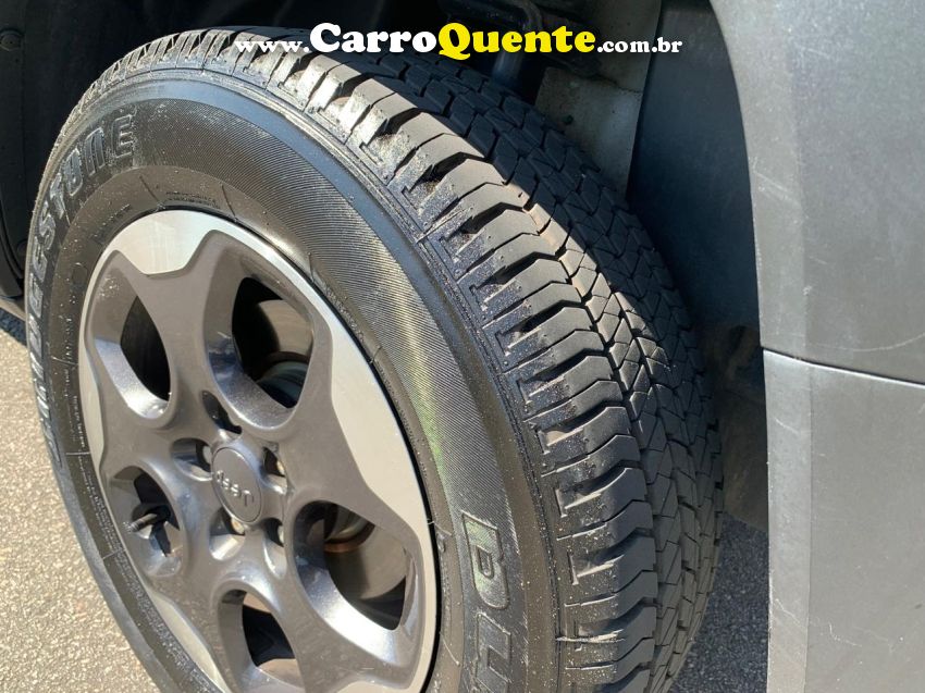 JEEP RENEGADE 1.8 16V FLEX 4P AUTOMÁTICO - Loja