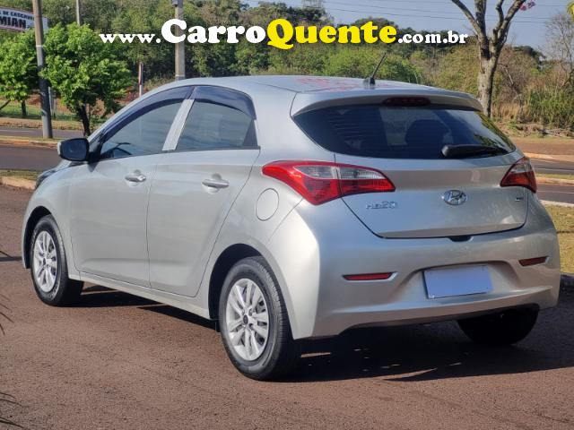 HB20 Comf. 1.0 Flex 12V 2014/2014 Hyundai - Loja