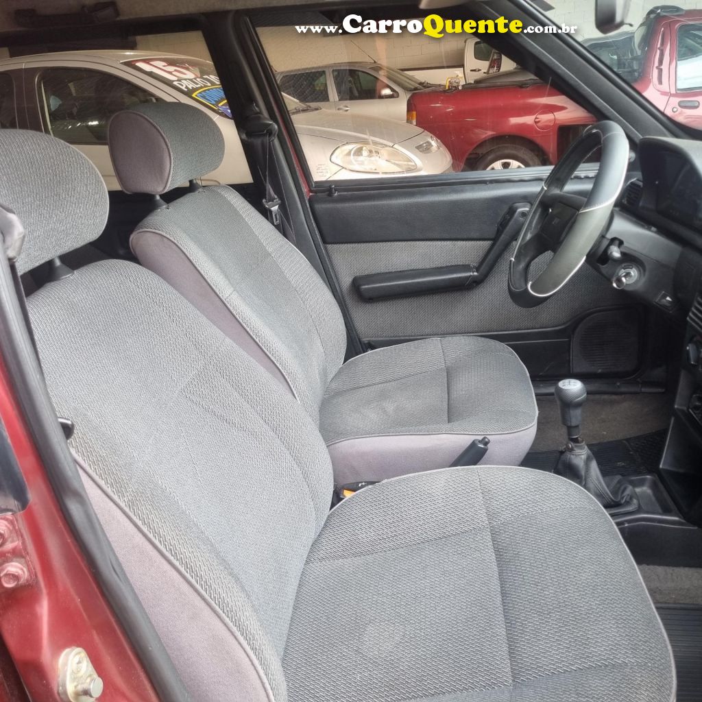 FIAT   UNO 1.6 MPI 2P E 4P   VERMELHO 1996 1.6 GASOLINA - Loja
