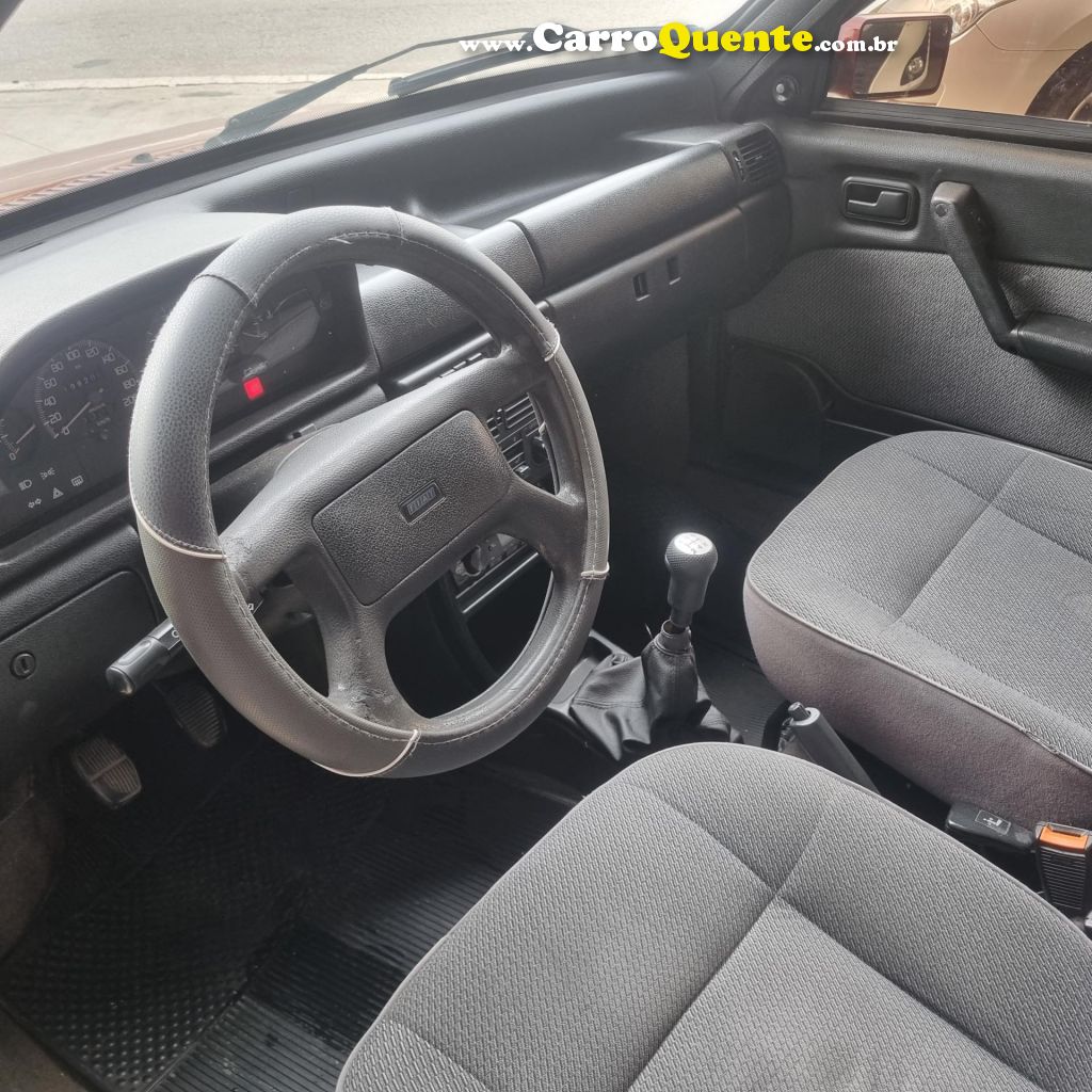 FIAT   UNO 1.6 MPI 2P E 4P   VERMELHO 1996 1.6 GASOLINA - Loja