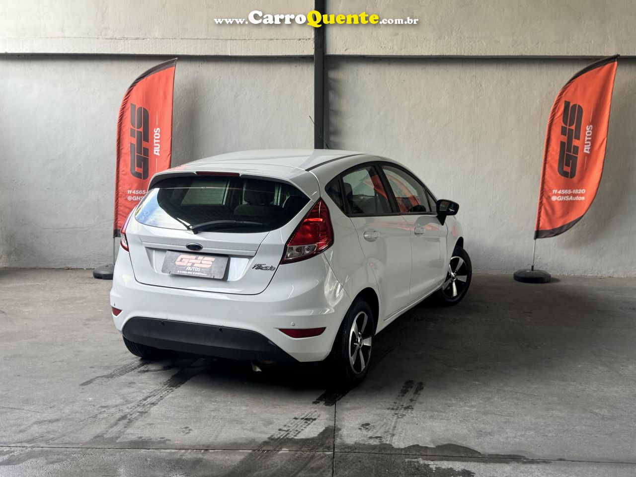FORD   FIESTA 1.5 16V FLEX MEC. 5P   BRANCO 2014 1.5 FLEX - Loja