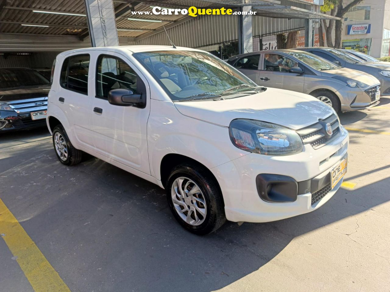 FIAT   UNO ATTRACTIVE 1.0 FIRE FLEX 8V 5P   BRANCO 2021 1.0 FLEX - Loja