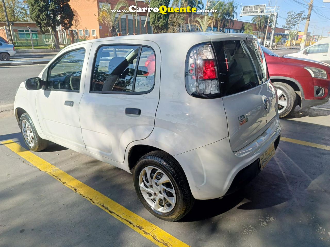 FIAT   UNO ATTRACTIVE 1.0 FIRE FLEX 8V 5P   BRANCO 2021 1.0 FLEX - Loja