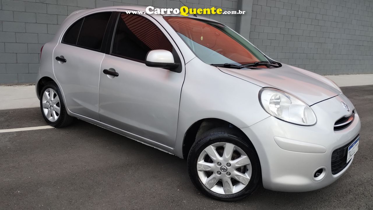Nissan March SV 2013 1.6  Flex Manual - Particular