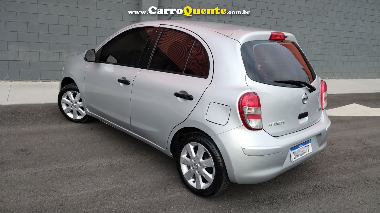 Nissan March SV 2013 1.6  Flex Manual - Particular