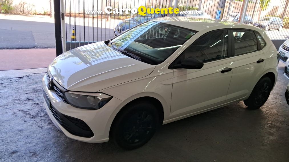 Volkswagen POLO 1.0 MPI TRACK MANUAL - Loja