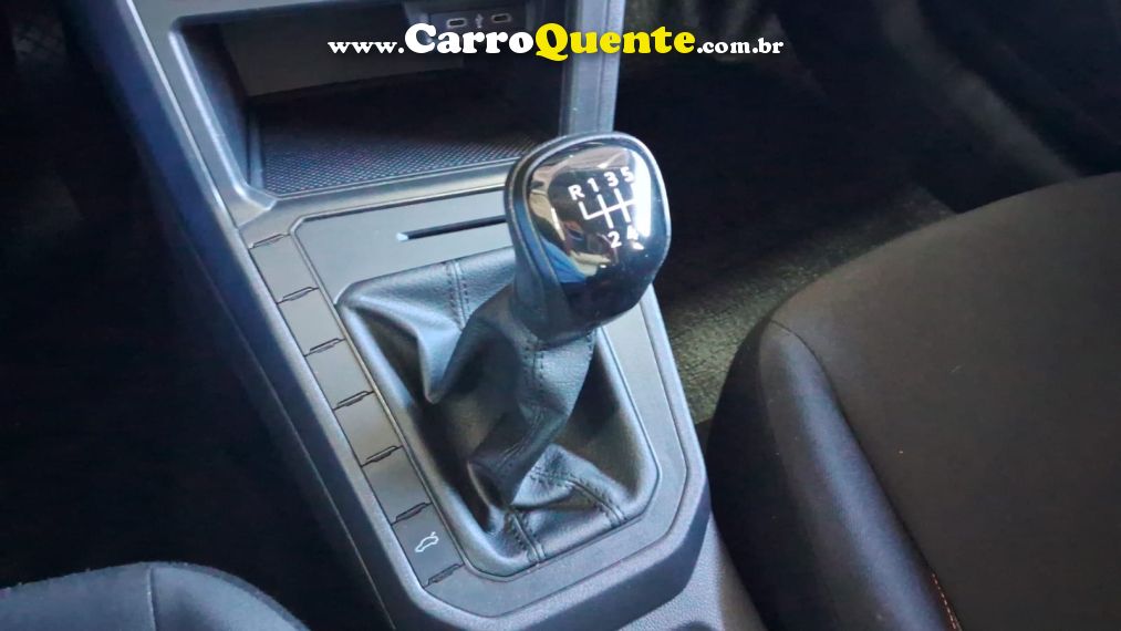 Volkswagen POLO 1.0 MPI TRACK MANUAL - Loja