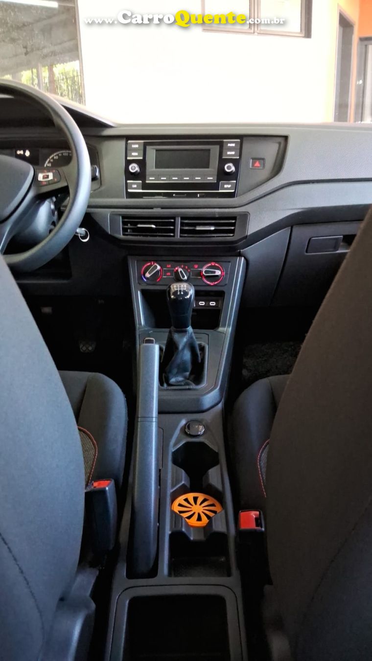 Volkswagen POLO 1.0 MPI TRACK MANUAL - Loja
