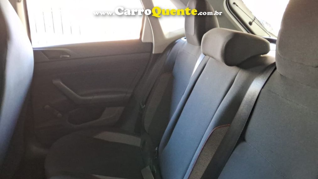 Volkswagen POLO 1.0 MPI TRACK MANUAL - Loja